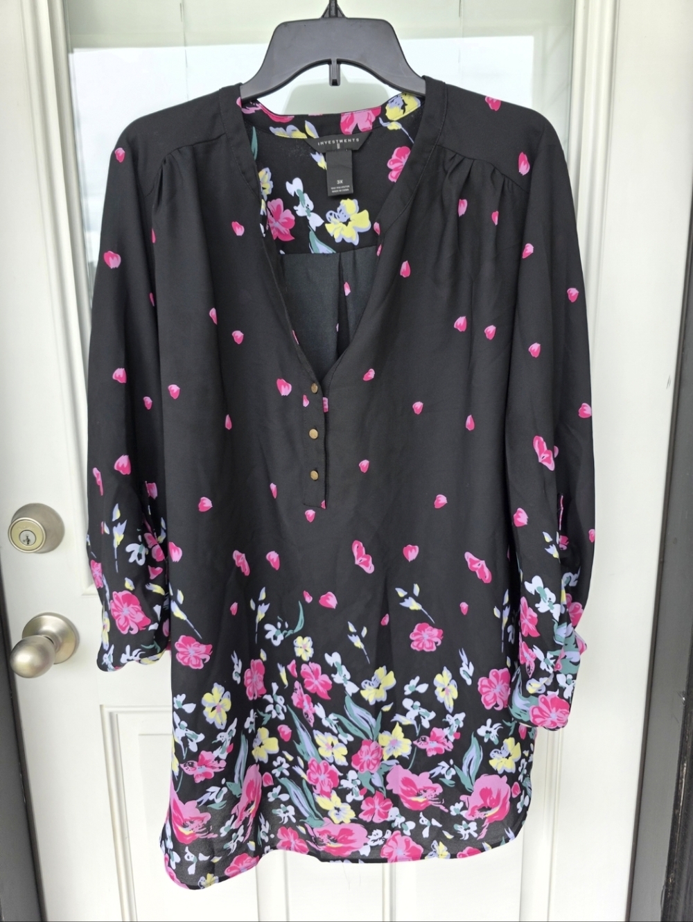 Investments 3X Black Floral Tunic Top Women Lightweight V-Neck  Dark Romantic